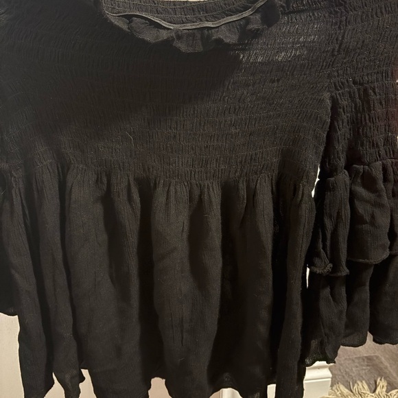 Chic Black Ruffled Women's Blouse - Picture 3 of 6